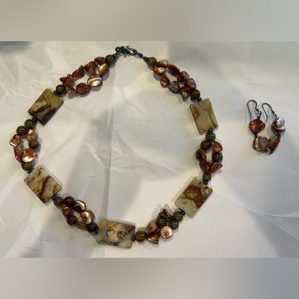 Genuine Stone necklace, earrings quartz, agate, jade